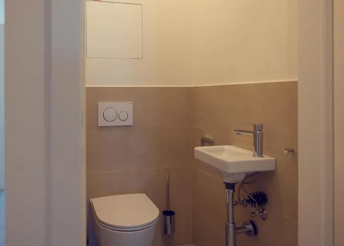 The 77 Berta Apartment Vienna